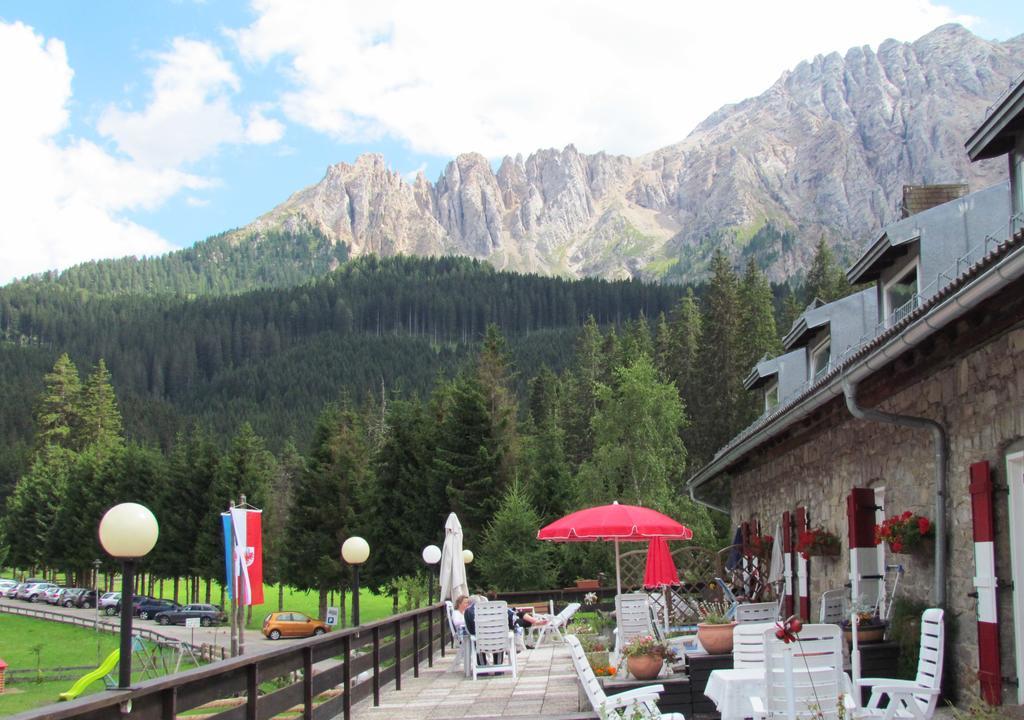 Aparthotel Chris Carezza al Lago