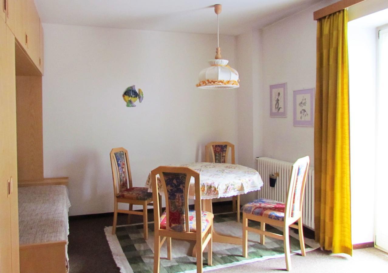 Aparthotel Chris 3*