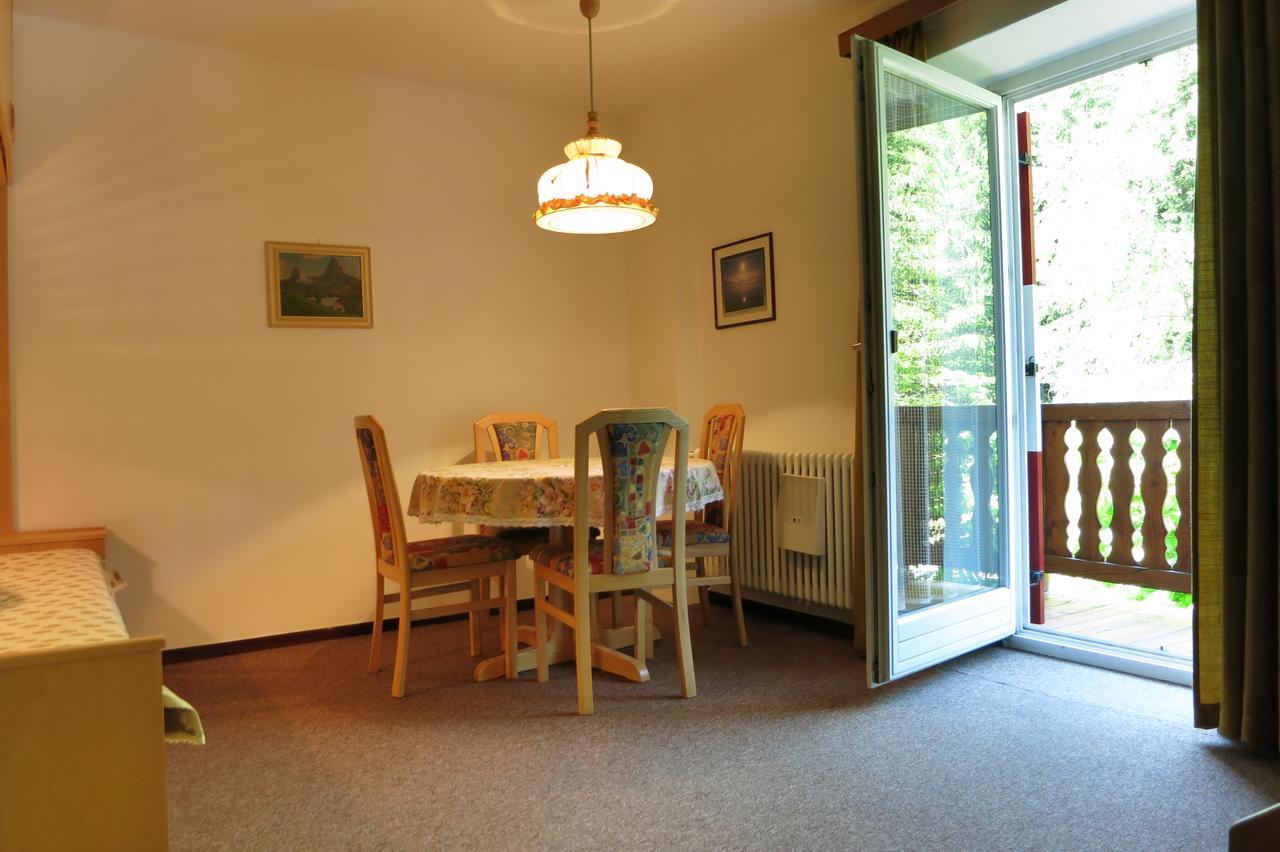 Aparthotel Chris 3*